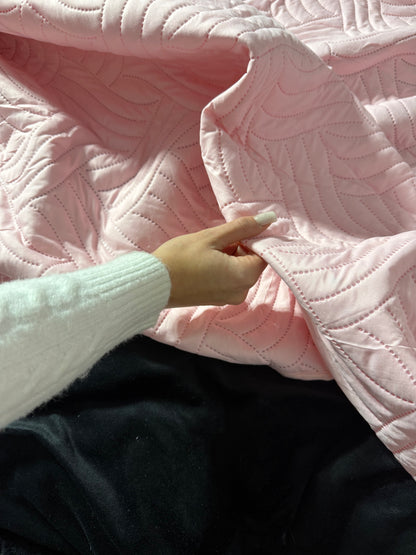 Elegancka Narzuta z Weluru 220×240 cm – Różowa, Pikowanie Jodełka