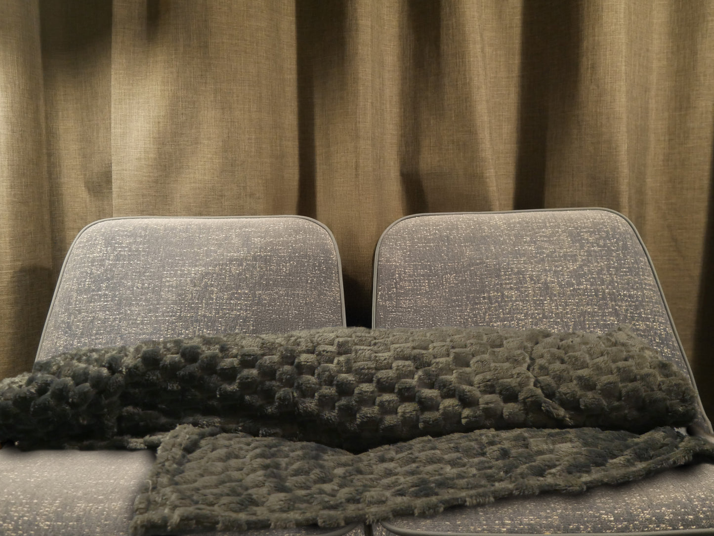 Koc Czarny 160x200 cm